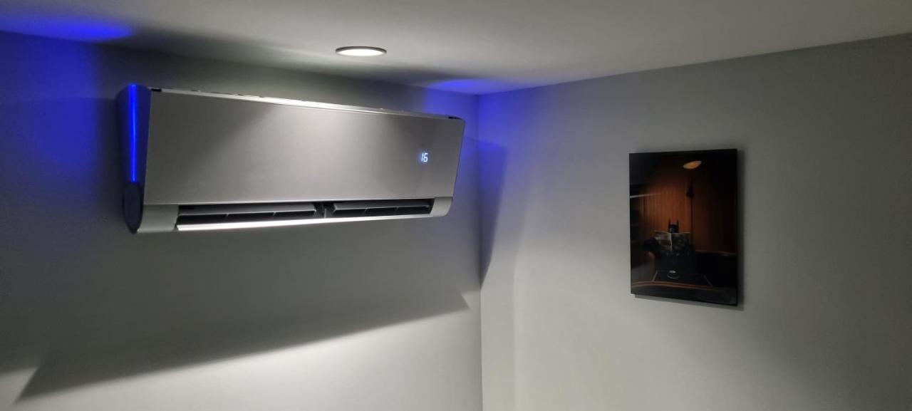 Bobo'S Luxury Apartment Boedapest Buitenkant foto