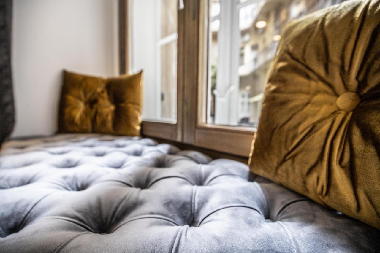 Bobo'S Luxury Apartment Boedapest Buitenkant foto